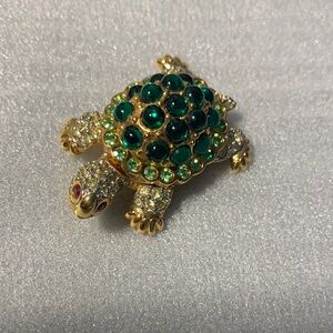 Swarovski Crystal Turtle Brooch - Vintage